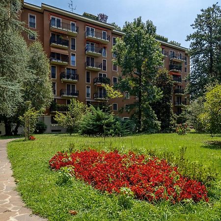 Апартаменты Stylish Flat With Balcony - 15 Min To Duomo Милан Экстерьер фото